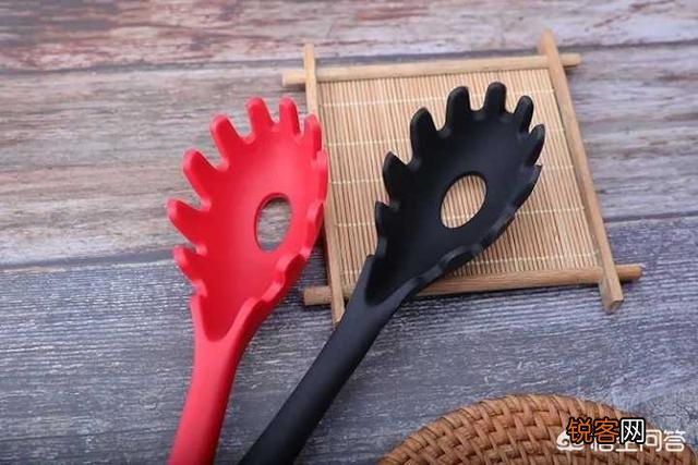 有哪些好用到让你想流泪的厨房神器？