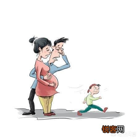 如何看待武汉一8岁女孩用开水给1岁多的弟弟洗澡,造成大面积烫伤？