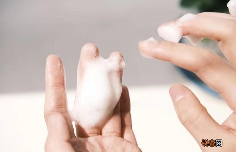 洗面奶的正确用法 如何选择洁面产品