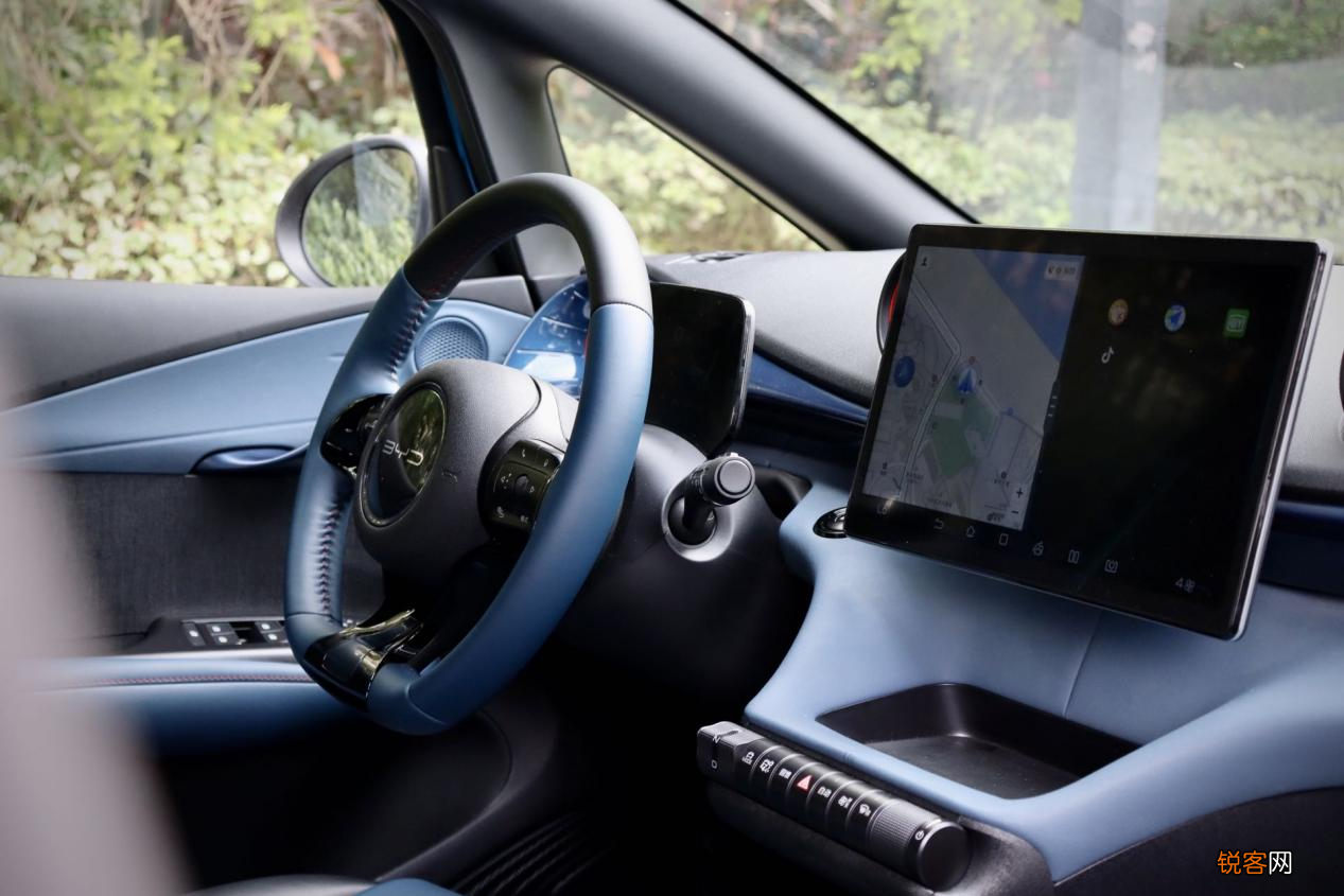 比亚迪电动汽车怎么样 比亚迪海豚试驾评测