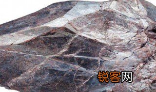 赤铁矿炼铁的化学方程式 赤铁矿炼铁的化学方程式怎么写
