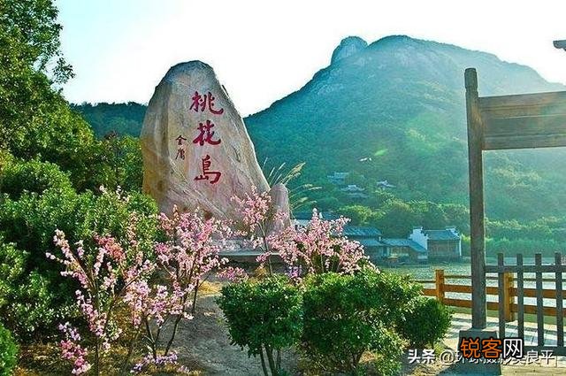 舟山有哪些碧海蓝天,不太商业化的小岛值得推荐？