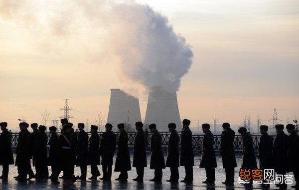 美国和俄罗斯,你认为谁的战争潜力更大？