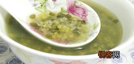 煮绿豆汤不变红的小技巧