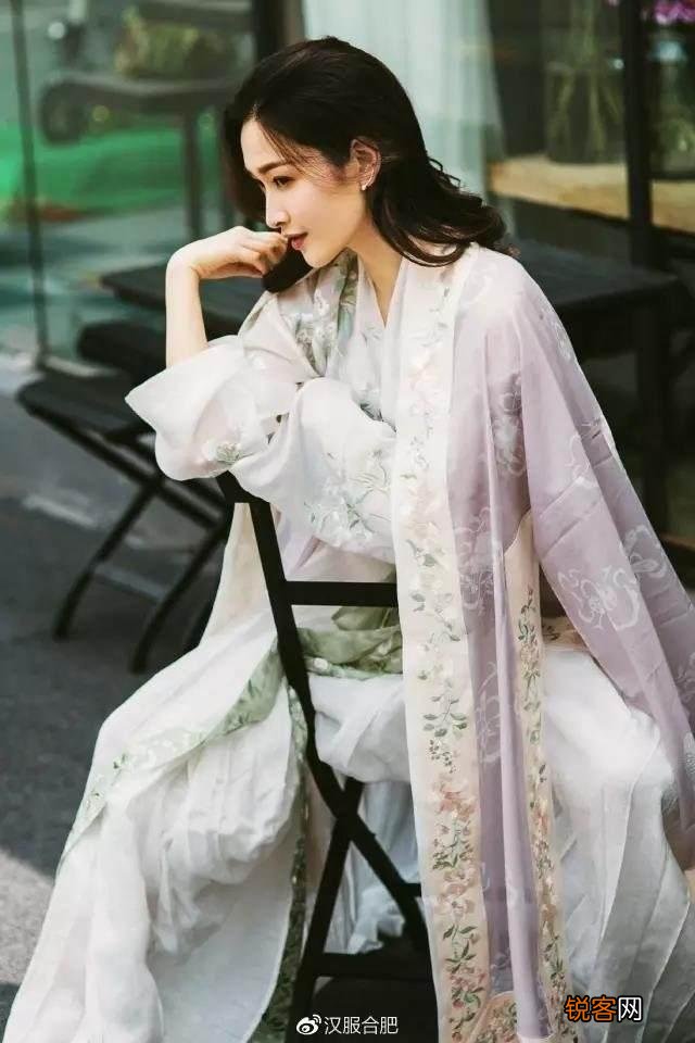 中国历史上谁是公认的第一美女？