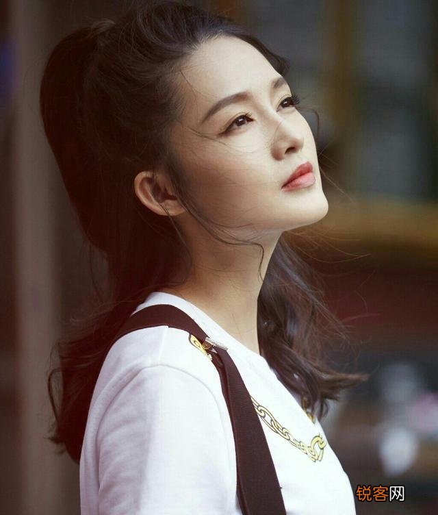 你最喜欢的女明星前5名是谁？