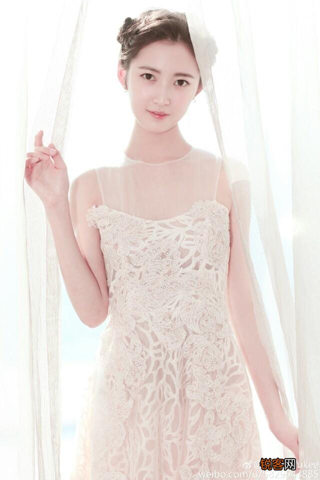 排在你们心中前三名的女明星是谁？