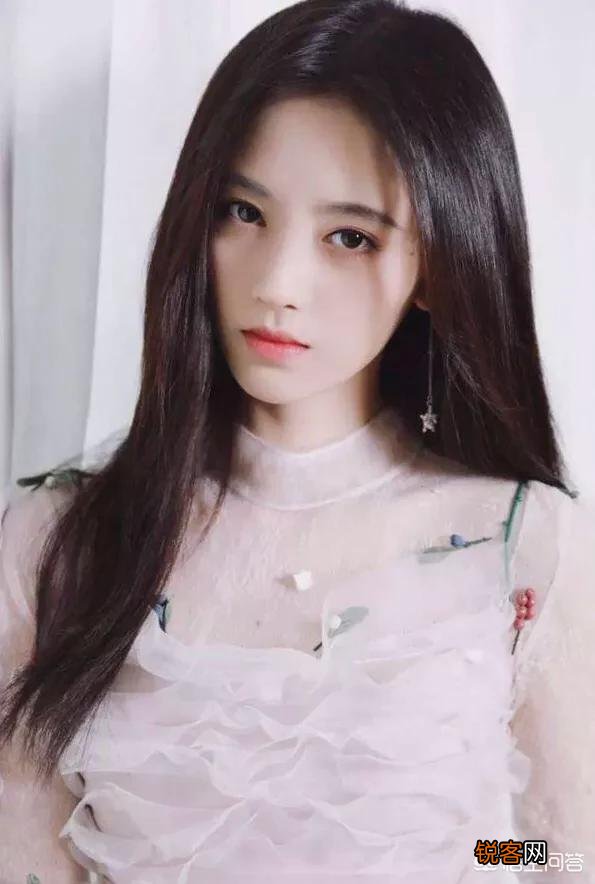 当今中国娱乐圈容貌最美女明星排名前三名,你心目中都有谁？
