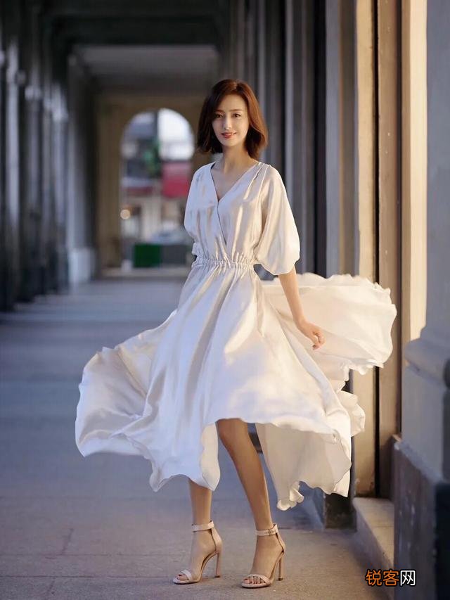 在你的心目中,中国排名前三的女明星是谁？为什么？