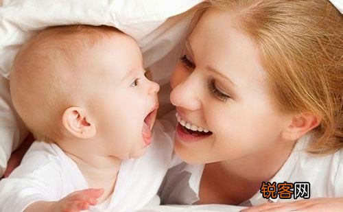孩子哭闹时留意吞气症！如何预防婴儿吞气症？