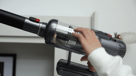 戴森和小狗吸尘器哪个好 哪个更值得入手