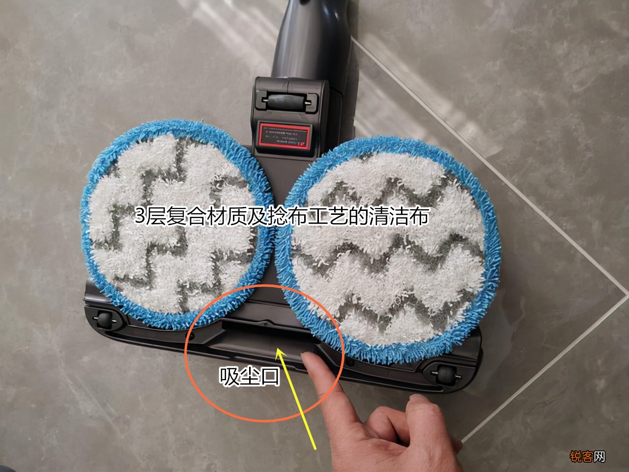 戴森和小狗吸尘器哪个好 哪个更值得入手