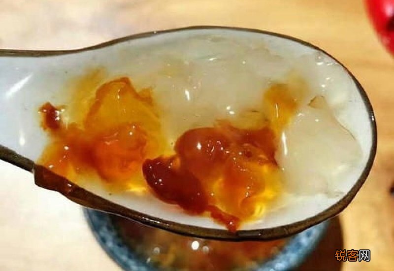 桃胶炖燕窝的功效与作用 桃胶炖燕窝的食用方式和注意事项