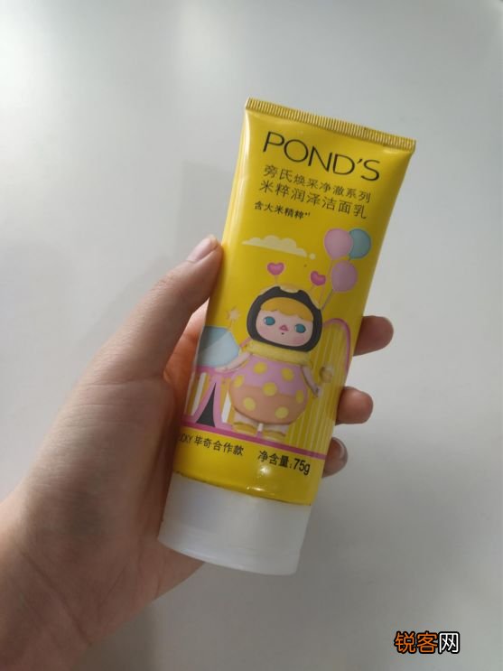 如何选择适合自己的洗面奶 油性皮肤如何专业地挑选洗面奶