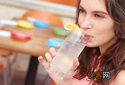 孕吐严重可以喝美素佳儿妈妈奶粉,均衡一下营养吗？