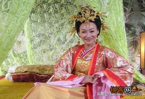 北周,隋朝,唐朝的皇帝之间都是有血缘关系的吗？
