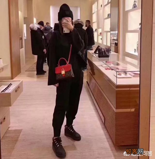 新款LV包包有收藏价值吗？