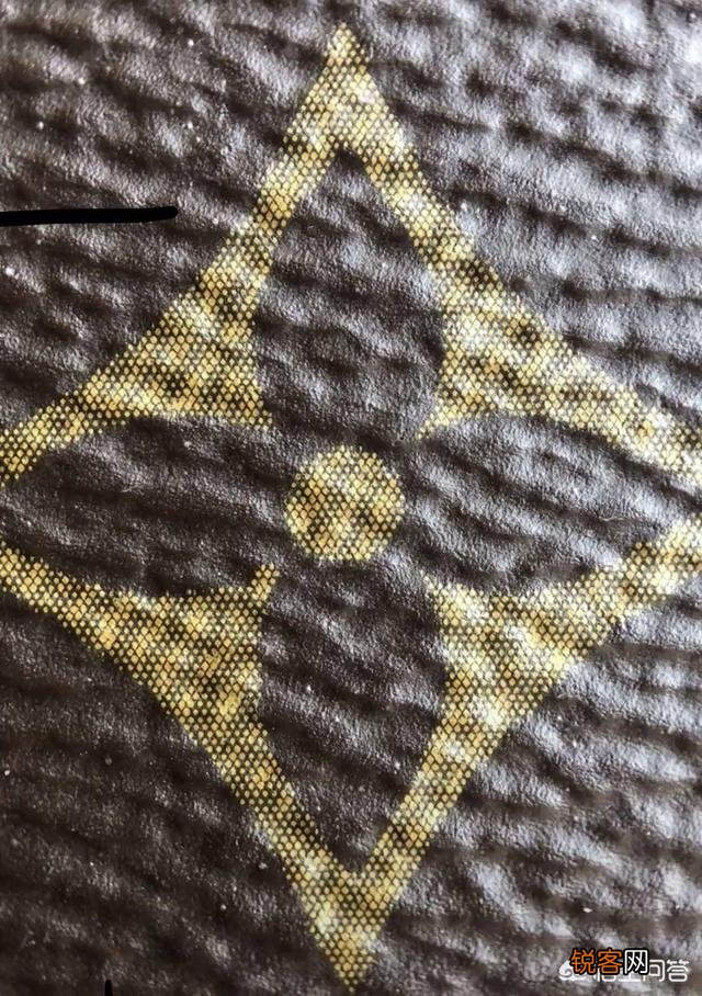 如何鉴别LV的真假？