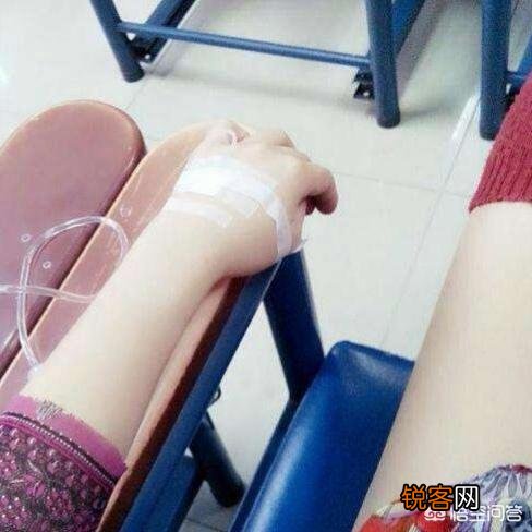 如何一句话把男生撩的起飞？