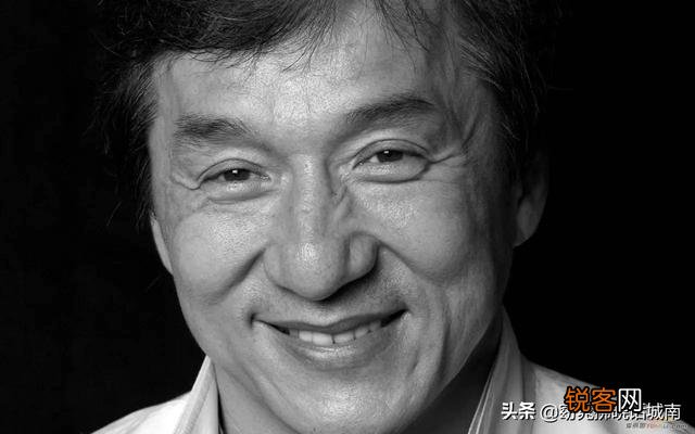 为什么有些鼻子大的男生都很好看？符合主流审美吗？