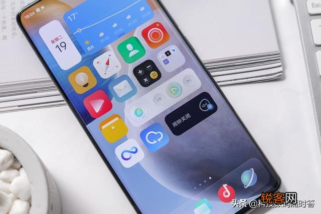 美国人用什么手机,为什么中国人喜欢用苹果？
