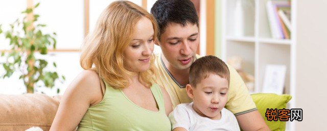 孩子哭闹四个不要怎么教育 如何用四个不要来教育哭闹的孩子