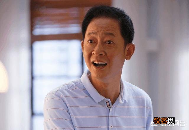 王志文和陈道明是一个时期的演员吗？他们分别有什么代表作,感觉陈道明名气比较大？
