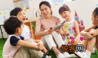 我喜欢游泳用英语怎么说 我喜欢游泳句子英文是啥