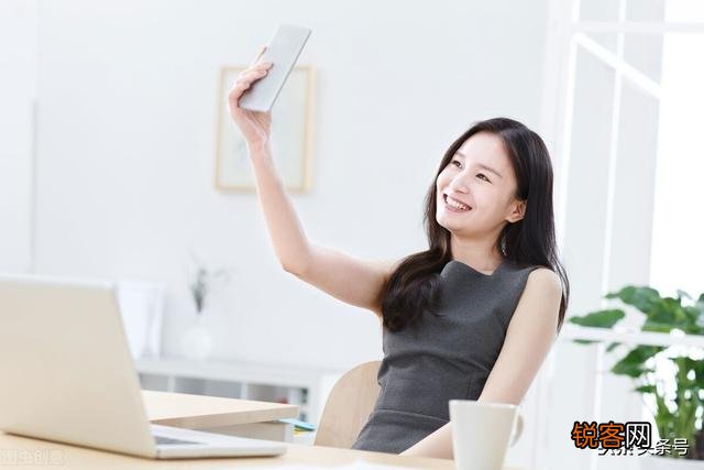 你无意间撞见过什么尴尬的事吗？