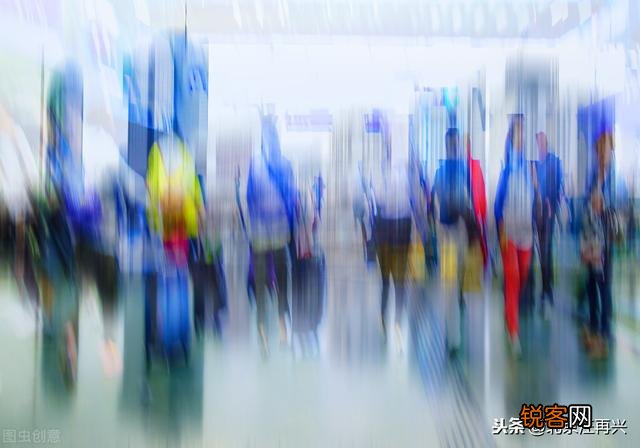 如何看待网友初次见面点2万多元火锅后逃单,女方报警的事件？