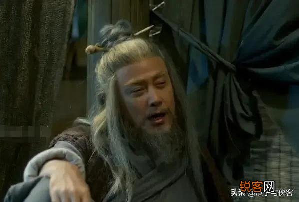 《雪中》李淳罡不是天下第一吗,怎么打吴六鼎都这么吃力？