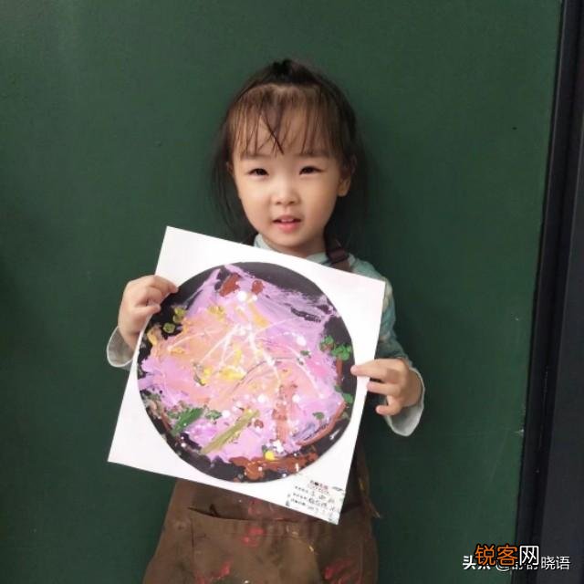 你的圈子里,长得最美的女性是怎样的？