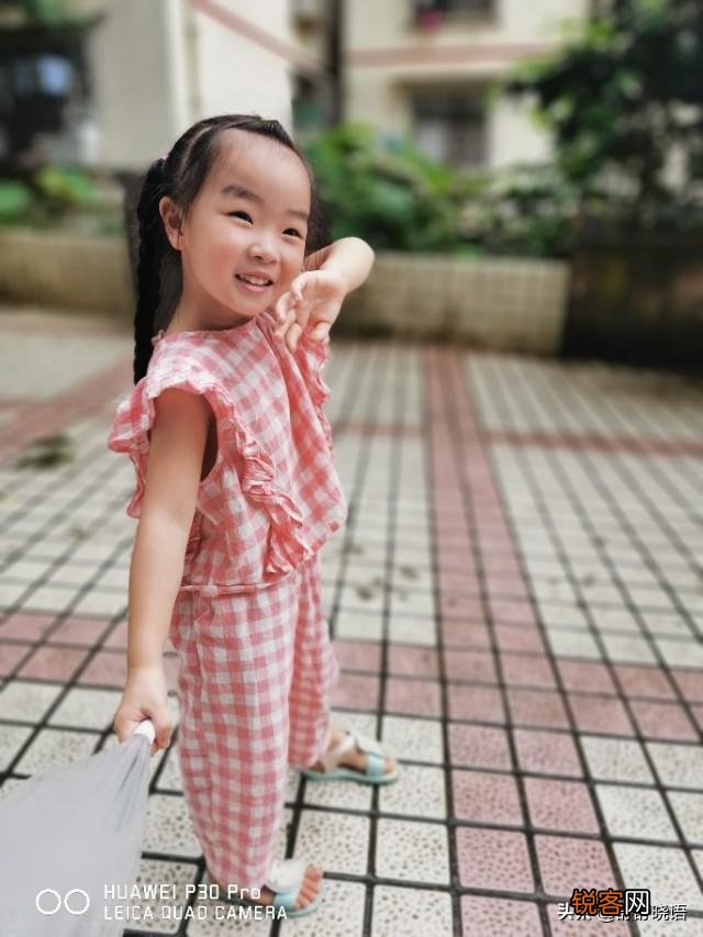 你的圈子里,长得最美的女性是怎样的？
