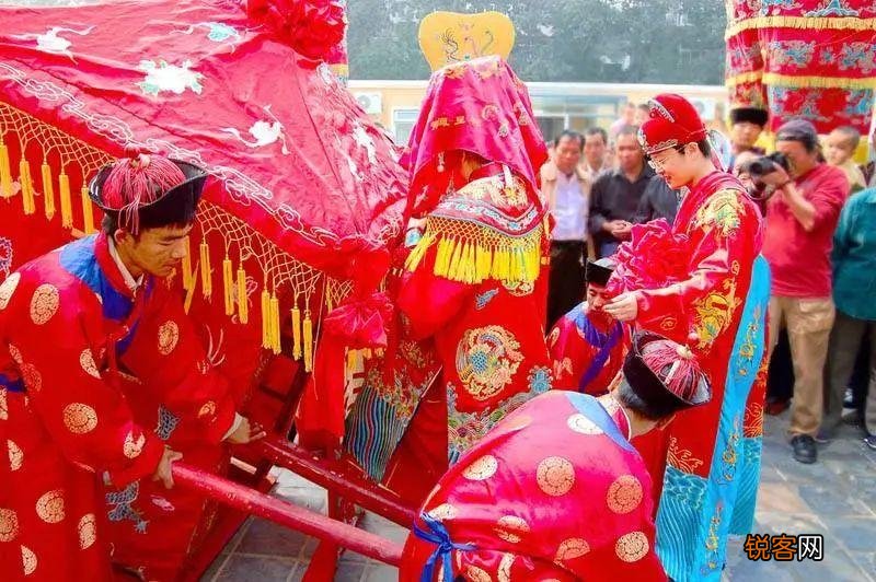 中式婚礼流程 当天流程安排表