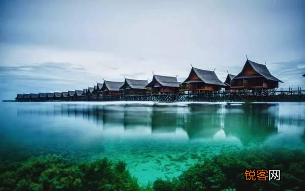想出国旅游,有没有适合情侣去旅游的景点？