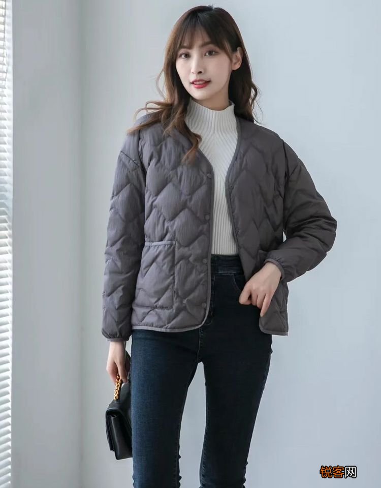 什么是轻型羽绒服 轻型羽绒服特点及穿搭