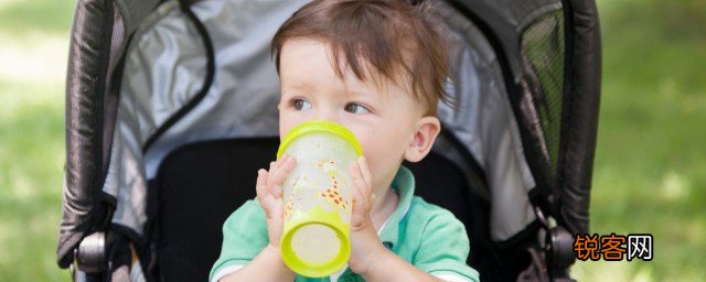 小孩子爱发脾气易怒是什么原因 为什么小孩子爱发脾气易怒