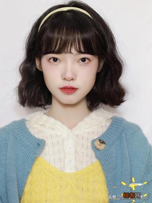 圆脸适合烫什么发型 什么脸型适合烫什么发型