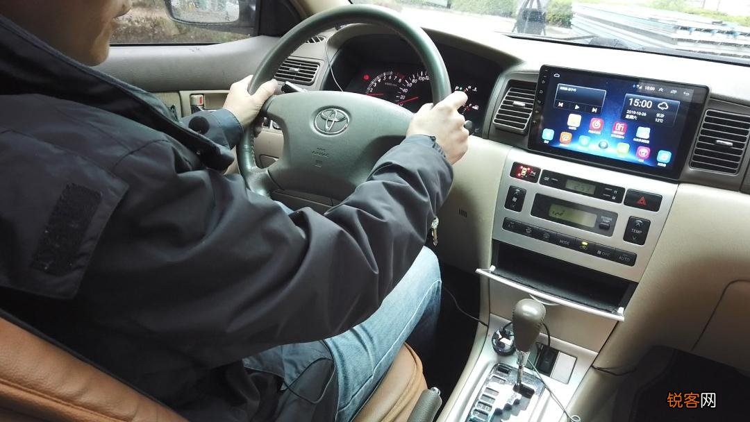 新手司机如何摆正车身 养成安全驾驶