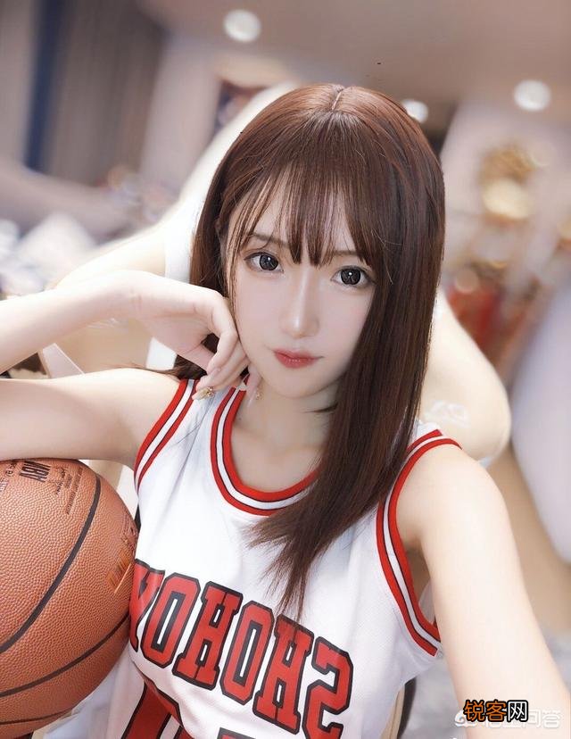 灌篮高手:现实中有哪些可以还原赤木晴子的人?