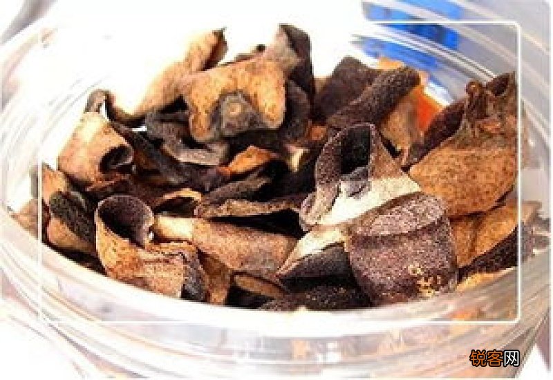 茯苓陈皮泡水喝的功效与作用 茯苓陈皮泡水喝的食用方式和注意事项