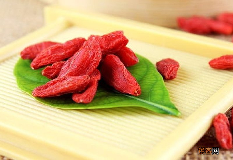 枸杞哪个季节吃最好 什么季节喝枸杞水最好