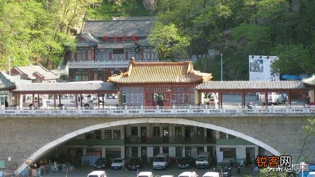 全国十大旅游景点在哪里？