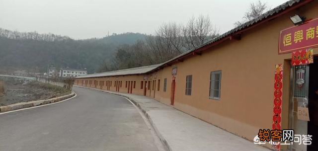 到一个城市旅行,除了景区还有哪些是你必去的地方？