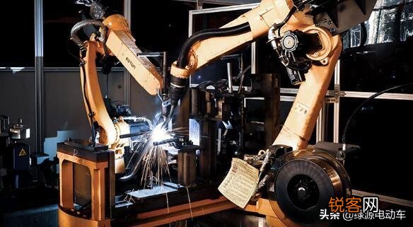 想买一台电动自行车,哪个品牌续航远而又质量可靠呢？