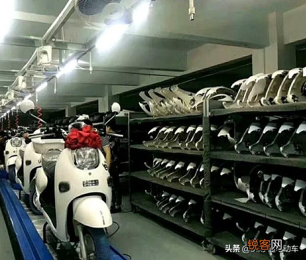 想买一台电动自行车,哪个品牌续航远而又质量可靠呢？