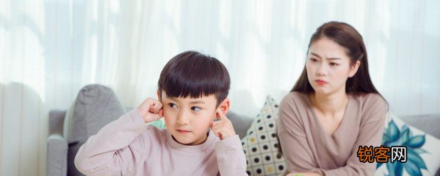 孩子不爱说话怎么回事 什么原因孩子不爱说话