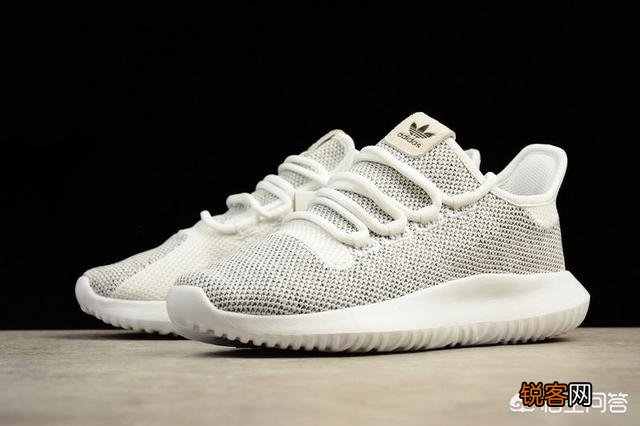 淘宝上卖正品耐克阿迪的鞋子,渠道是哪里的？
