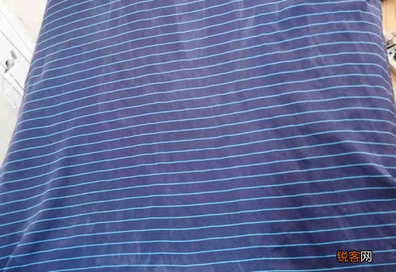 真丝衣服洗花了怎么补救