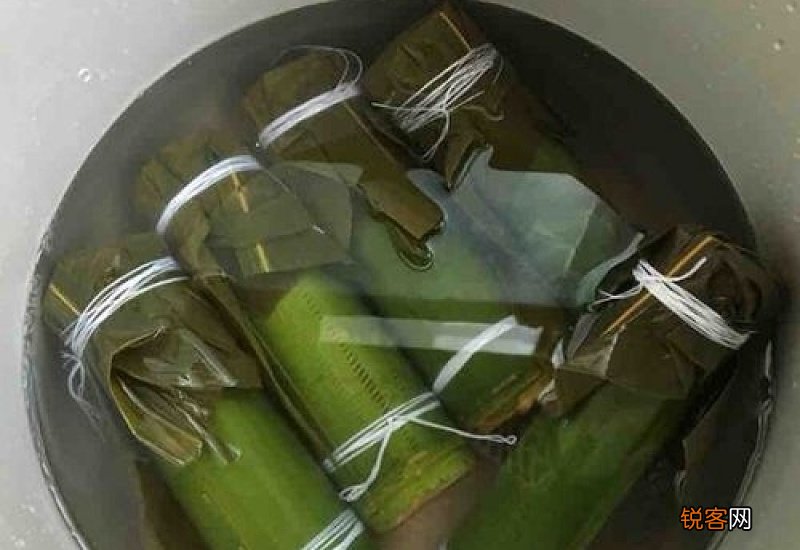 竹筒粽子怎么取出来